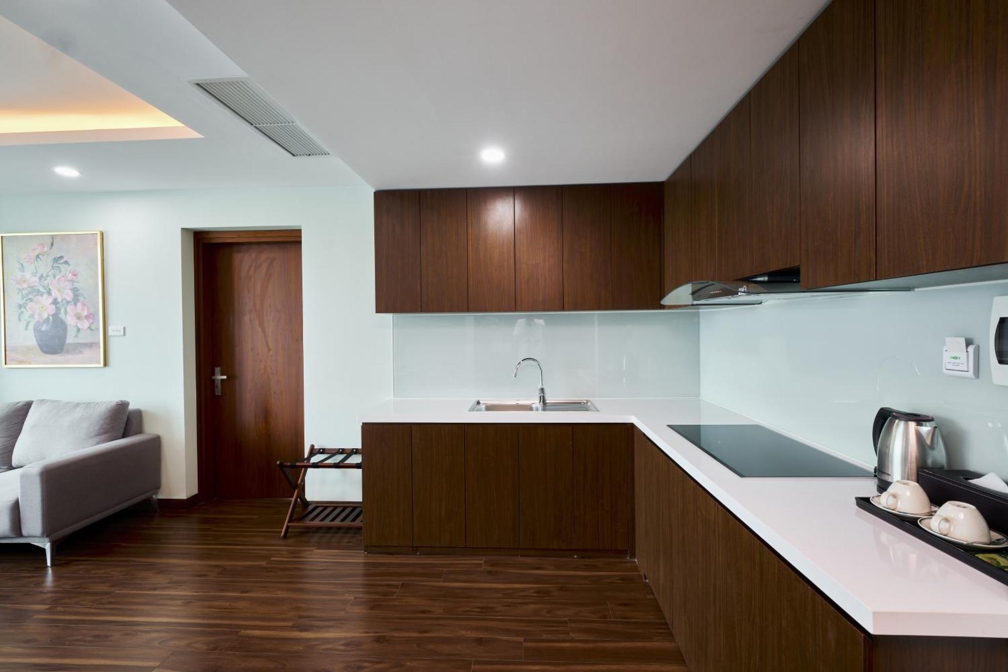 Netland Westlake Legacy Suites Hanoi Exterior photo